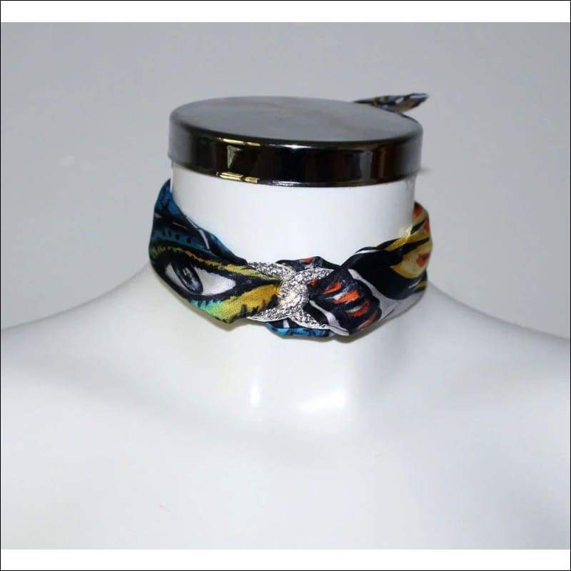 Caught Butterfly Choker Necklace - Gold - Chokers - 