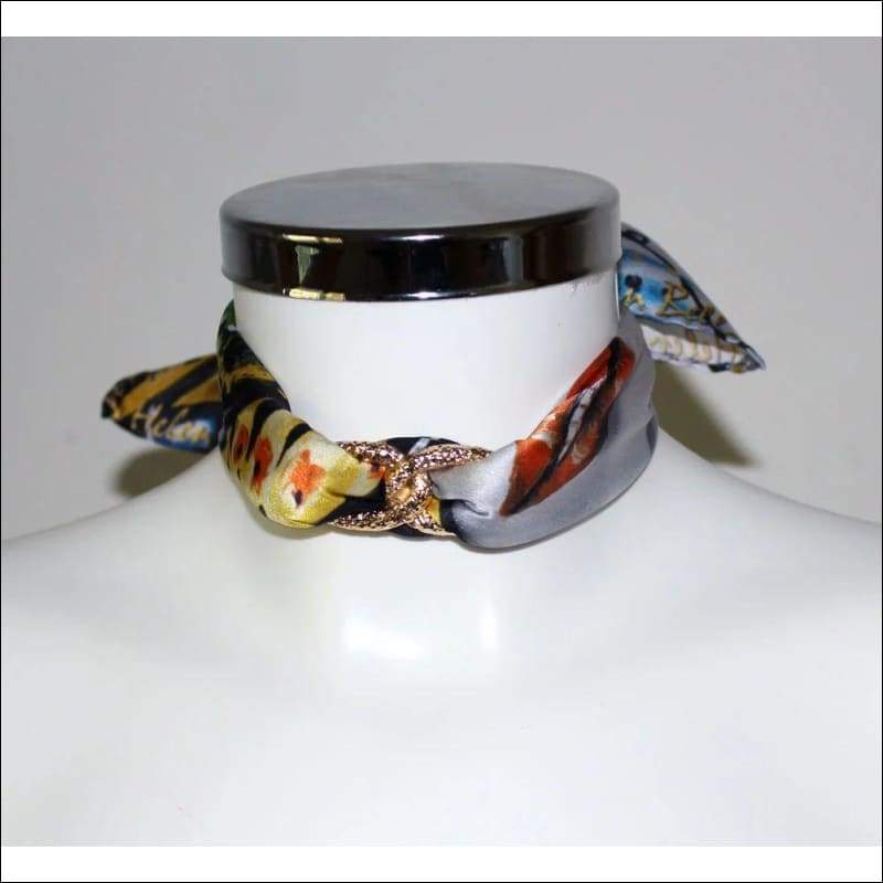 Caught Butterfly Choker Necklace - Gold - Chokers - 