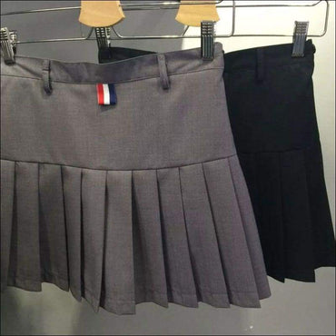 Classical Preppy Style Solid Color Pleated Skirt