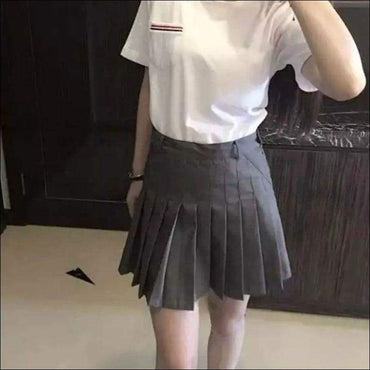 Classical Preppy Style Solid Color Pleated Skirt