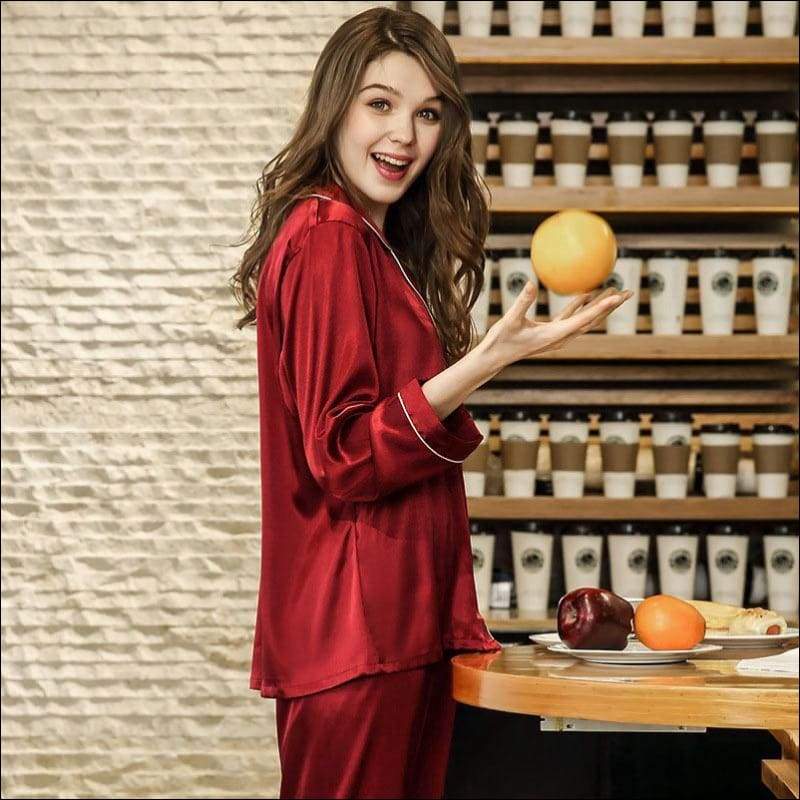 Elegant Casual Style Silk-like Pajamas Set - M / Red - 