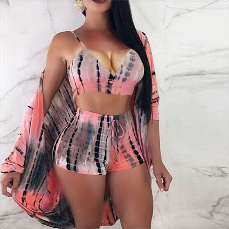 Graphic-Print Bra And Skinny Shorts And Long-sleeve Cloak 