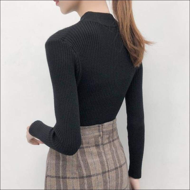Letter Embroidery Mock Neck Knitwear - Black - Petite Tops