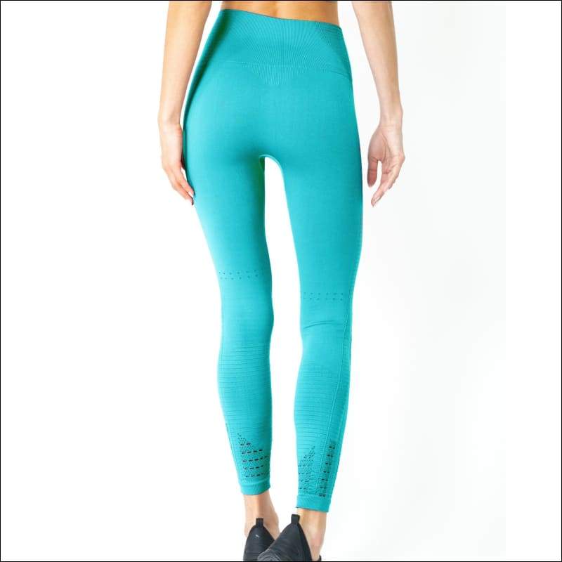 Mesh Seamless Legging with Ribbing Detail - Aqua - Women’s 