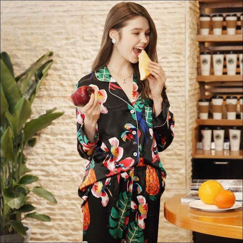Night Wear Top And Pants Floral Printed Casual Style - M / 