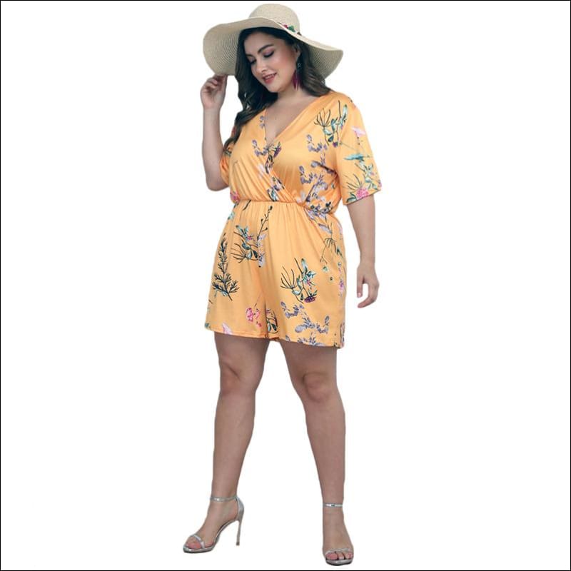 Plus Size V Neck Short-sleeve Floral Print Rompers - XL / 