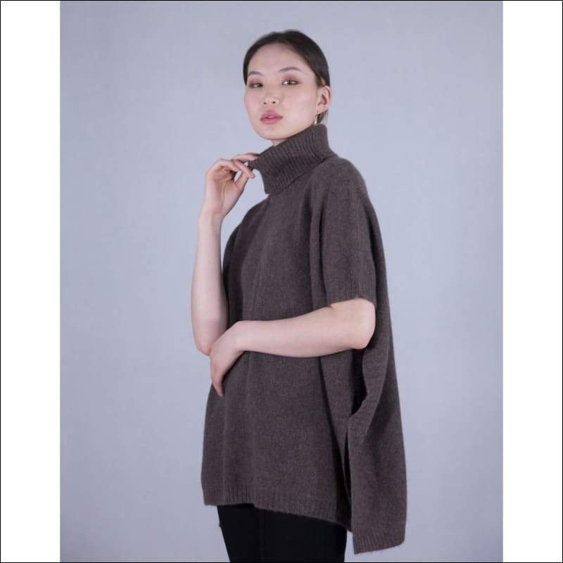 Poncho Uiya - One Size / Dark Brown / 100% yak wool - 