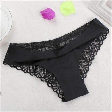 Seamless Breathable Lace Solid Color Briefs