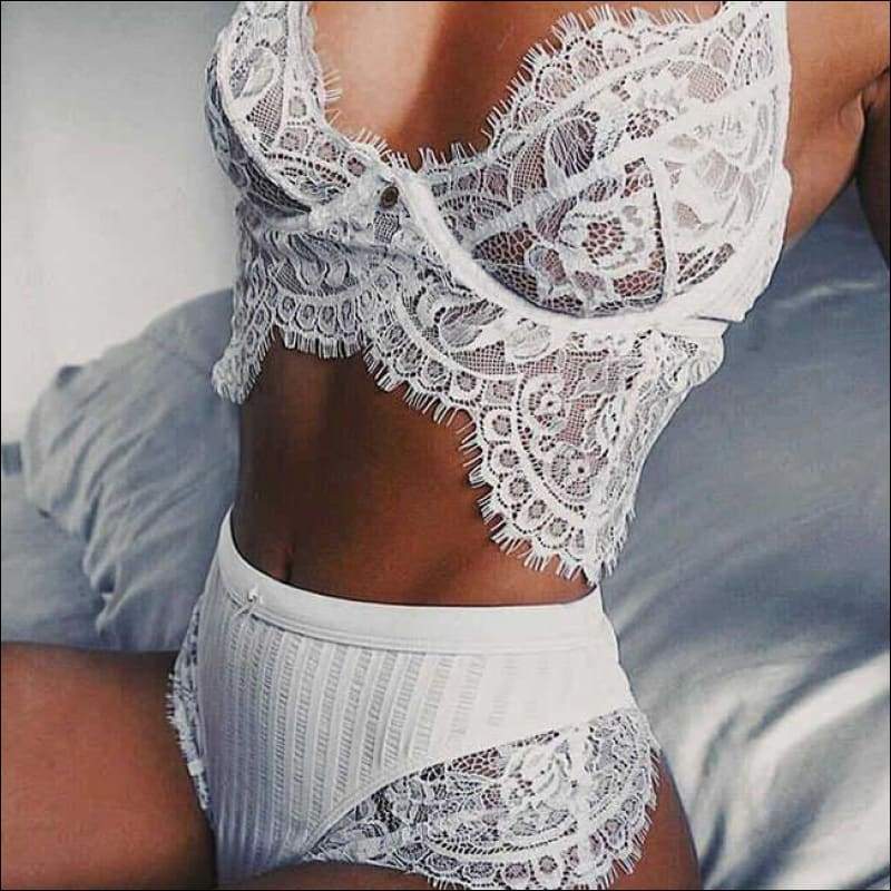 See-through Seamless Bra And High Waist Stripe Panties - S /
