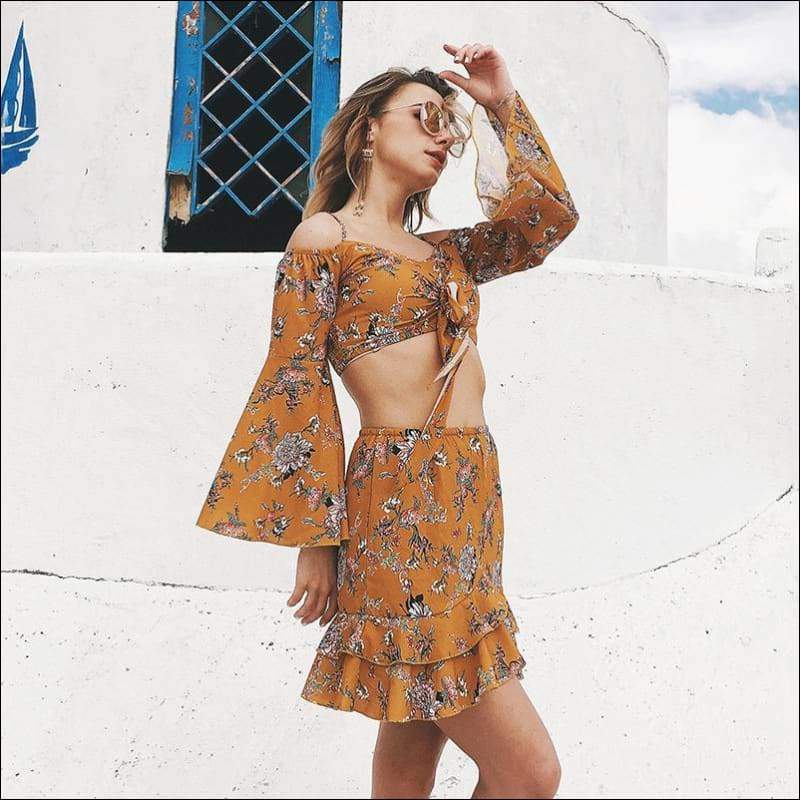 Sling Horn Sleeve Short Vest Irregular Skirt Set - S / 