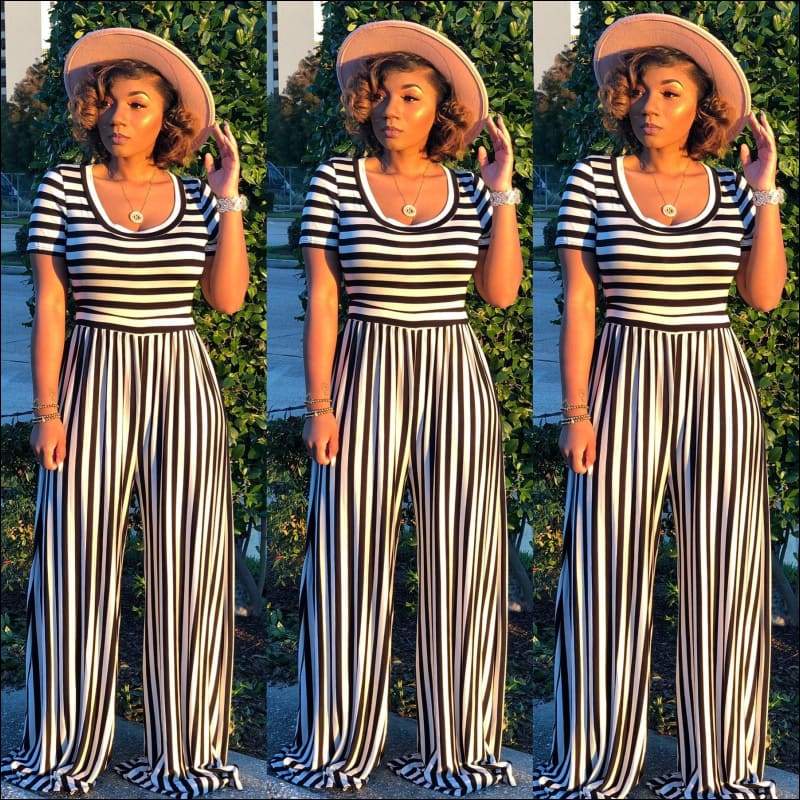 Stripe Round Neckline Short-sleeve Defined Waist - M / White