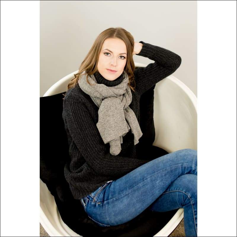 Sweater Moli - Women’s Clothing