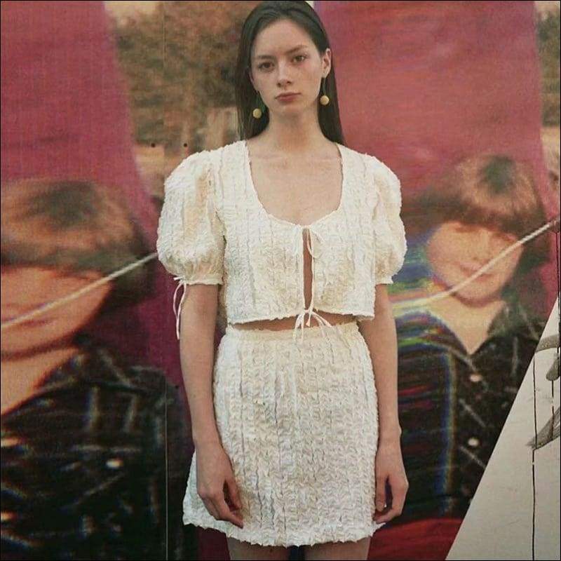 Vintage Plain Color Lace-up Puff Sleeve Pleated Fabric 